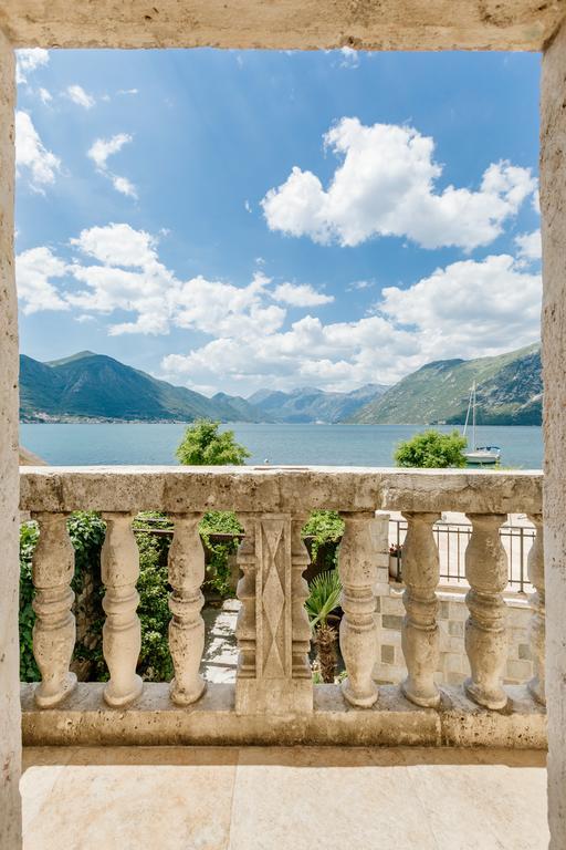 Villa Luxury Stone On The Sea With Private Pool And View Kotor Zewnętrze zdjęcie