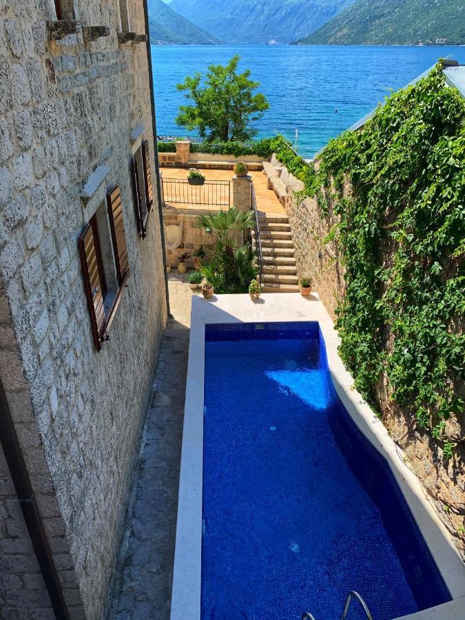 Villa Luxury Stone On The Sea With Private Pool And View Kotor Zewnętrze zdjęcie